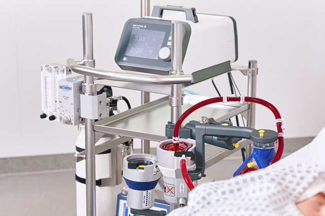 The ww5 Rotaflow II extracorporeal life support (ECLS) system allows flexible positioning close to the patient.